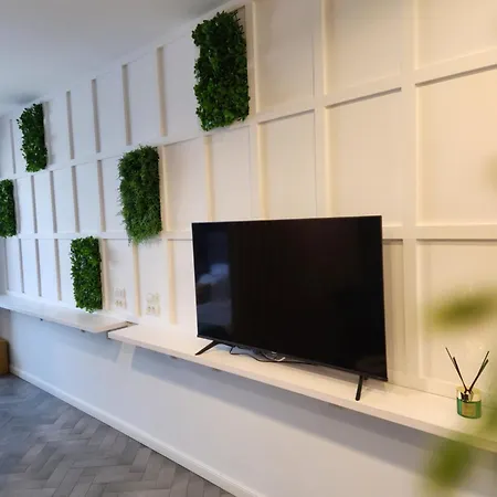 Eden - Amazing Studio - Central Location