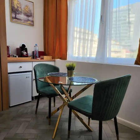 Eden - Amazing Studio - Central Location